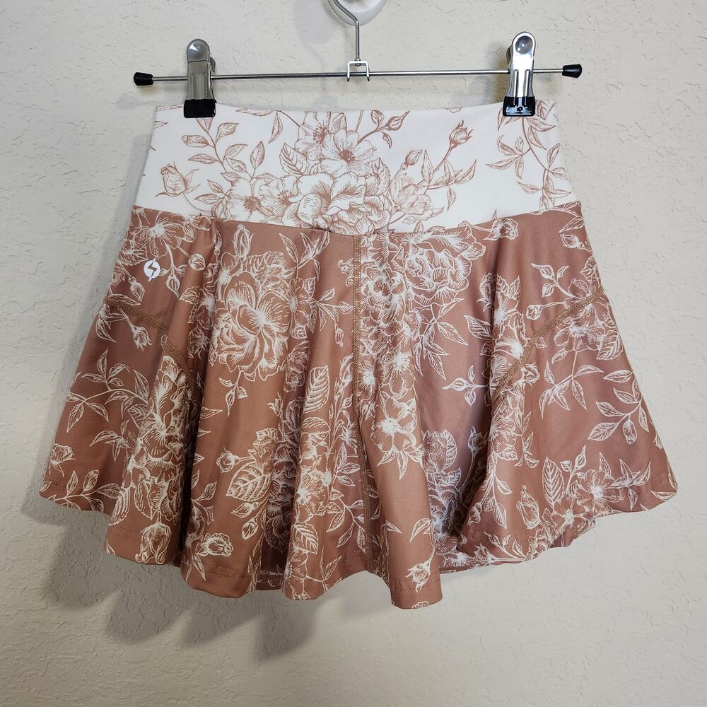 Popflex Twirl Skort Floral Contrast skort - Tan Rose - Small - Athleisure Skirt